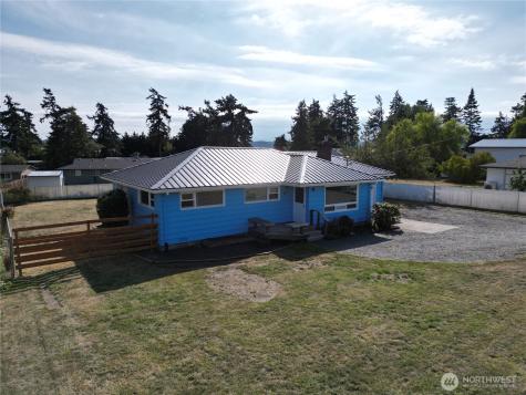 1123 Forest Glen Road Oak Harbor WA 98277