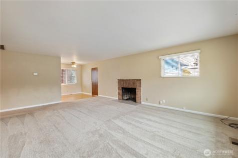 1123 Forest Glen Road Oak Harbor WA 98277