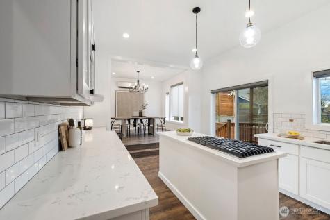 4837 S Holly Street Seattle WA 98118