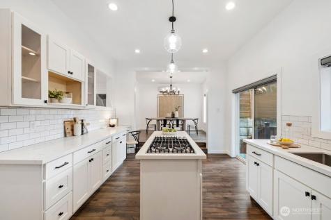 4837 S Holly Street Seattle WA 98118