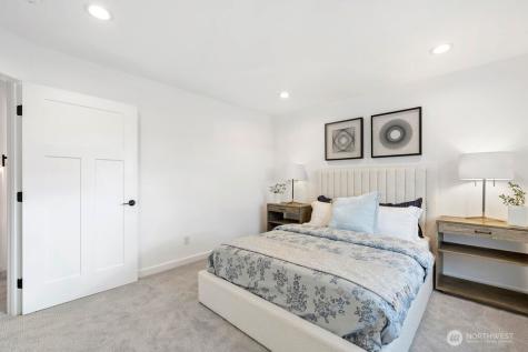 4837 S Holly Street Seattle WA 98118