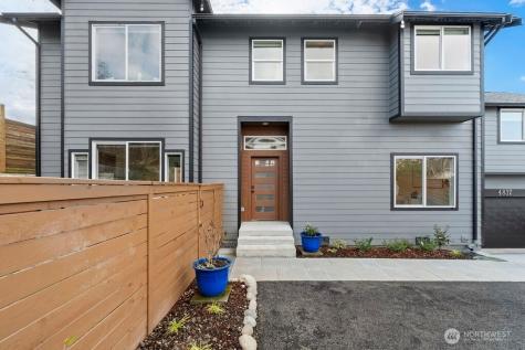 4837 S Holly Street Seattle WA 98118
