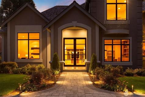 105 Windsor Drive SE Sammamish WA 98074