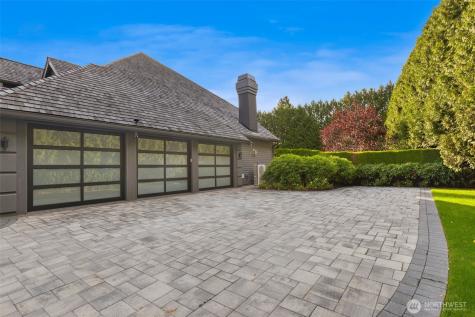 105 Windsor Drive SE Sammamish WA 98074