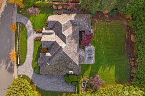 105 Windsor Drive SE Sammamish WA 98074