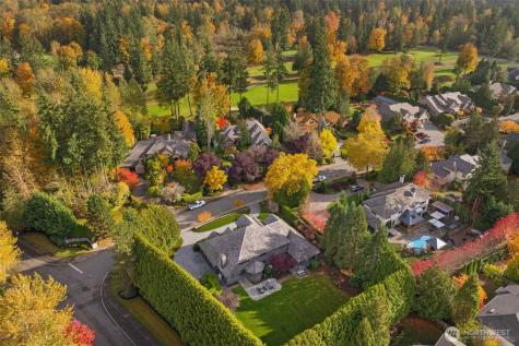 105 Windsor Drive SE Sammamish WA 98074