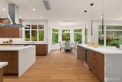 105 Windsor Drive SE Sammamish WA 98074