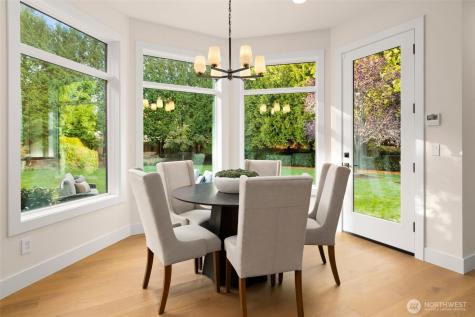 105 Windsor Drive SE Sammamish WA 98074