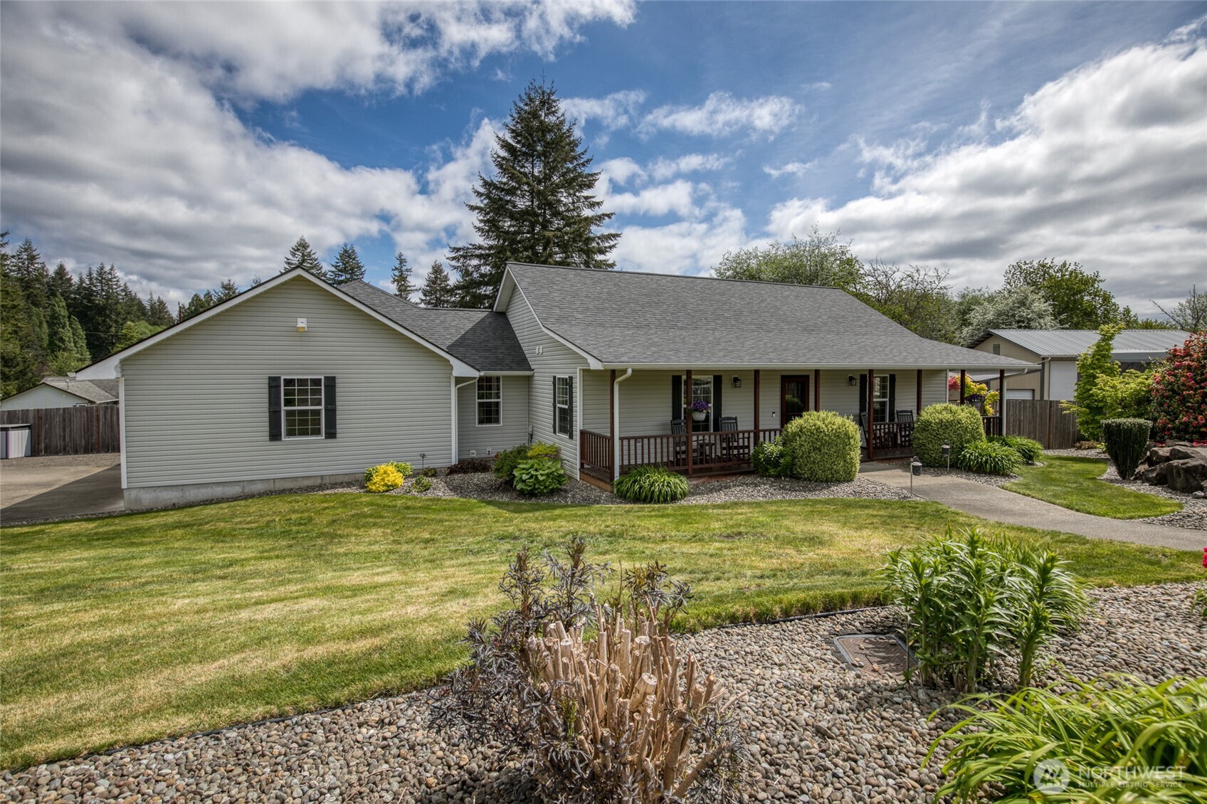 108 Garden Place Elma WA 98541