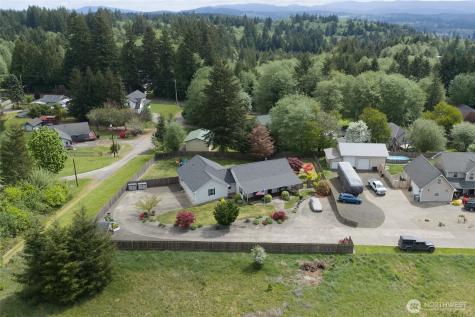 108 Garden Place Elma WA 98541
