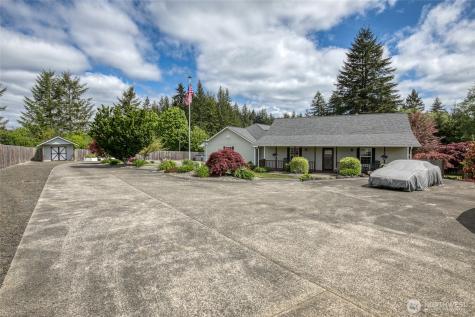 108 Garden Place Elma WA 98541