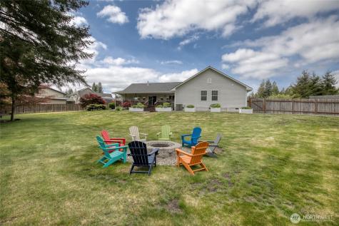 108 Garden Place Elma WA 98541