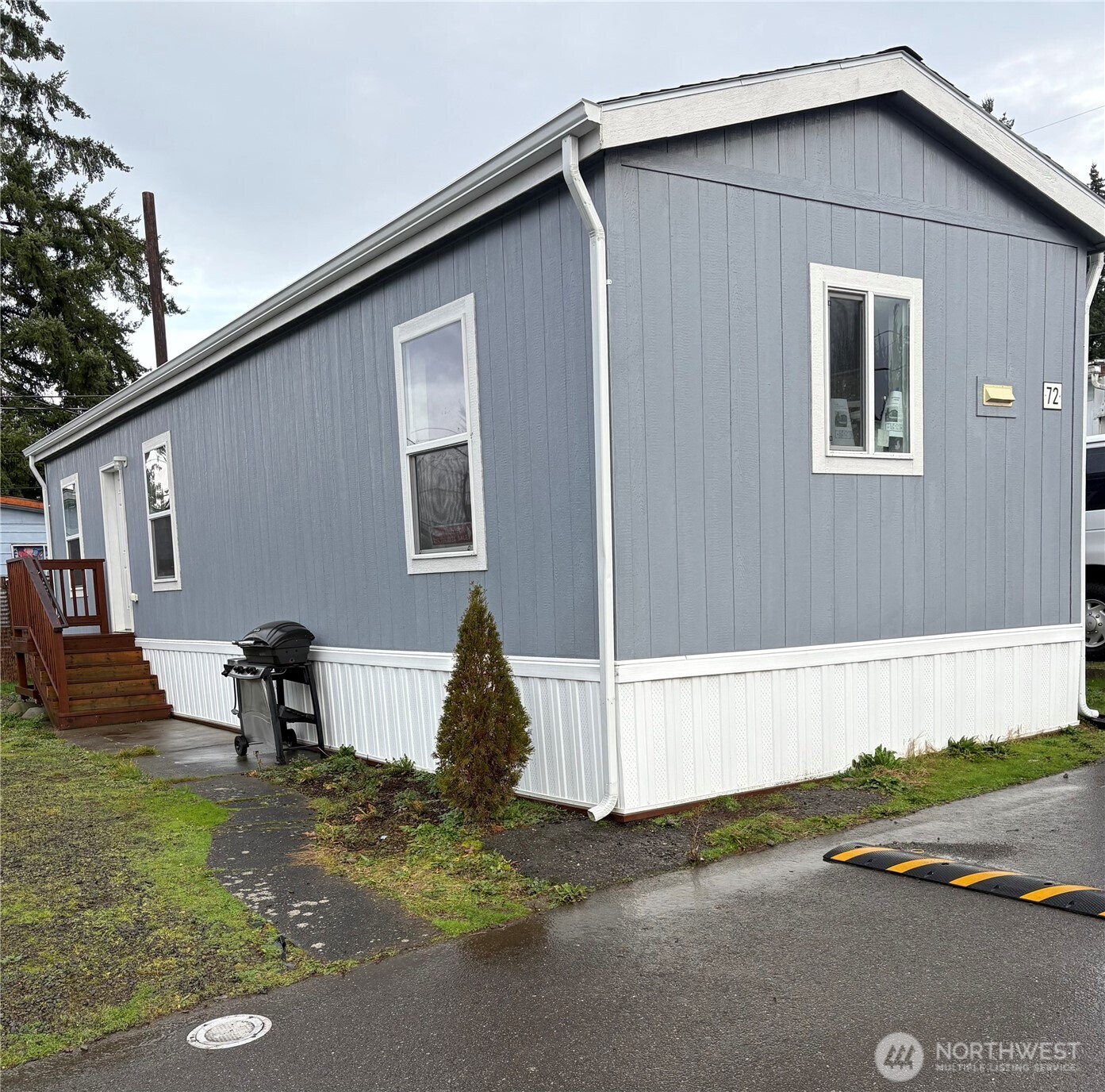 4024 NW Country Lane Bremerton WA 98312