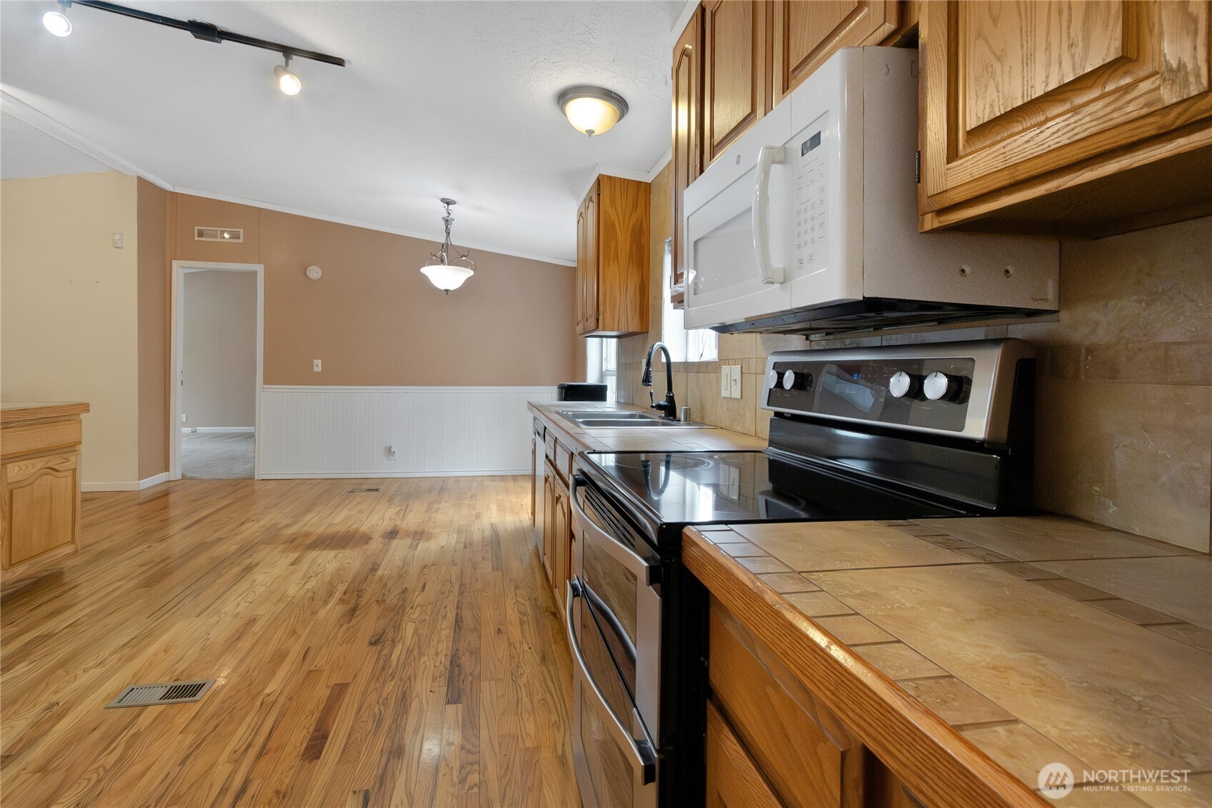 1204 342nd Street E Roy WA 98580