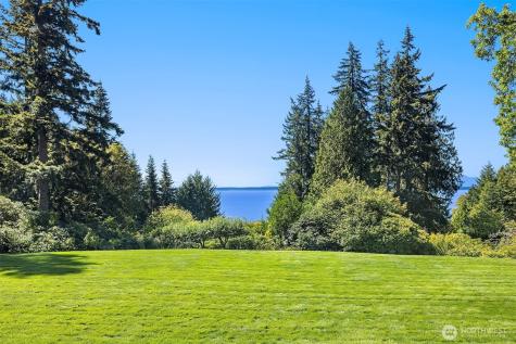 72 Olympic Drive NW Shoreline WA 98177
