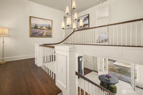 72 Olympic Drive NW Shoreline WA 98177