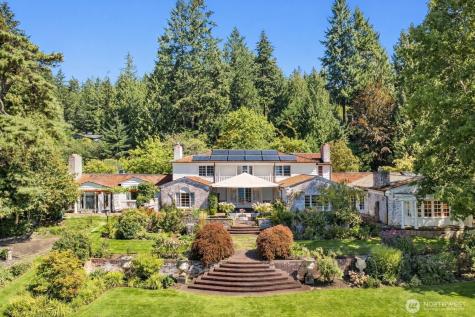 72 Olympic Drive NW Shoreline WA 98177