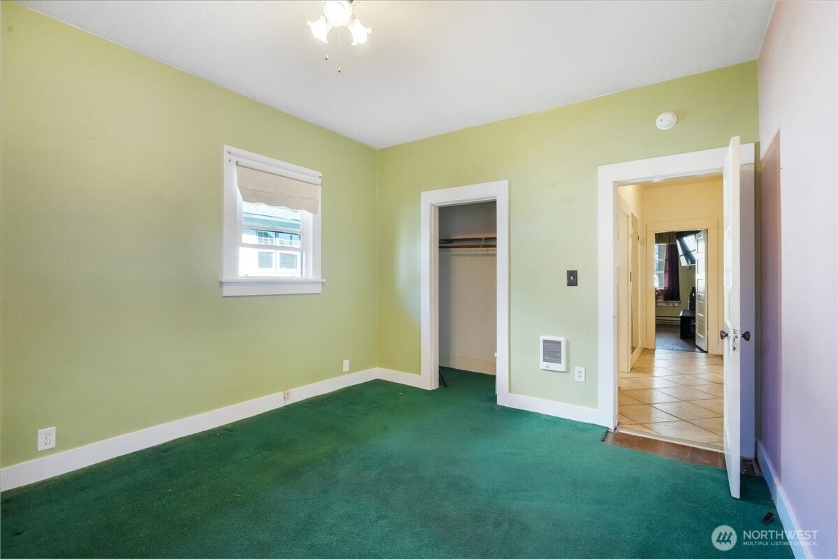 913 S 3rd Avenue Kelso WA 98626
