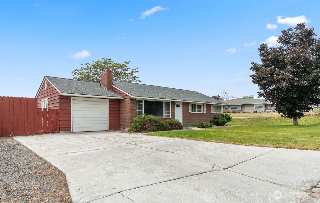 281 Mocliff Avenue Ephrata WA 98823