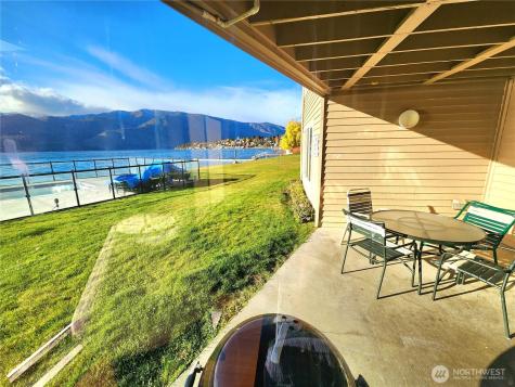 1 Lakeside 704-h Manson WA 98831