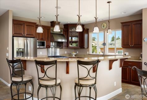 2390 SW Freund Street Oak Harbor WA 98277