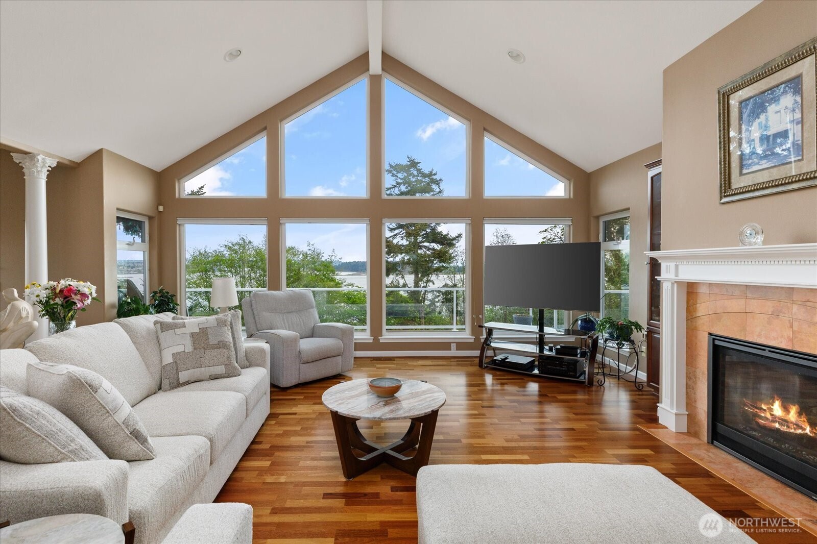 2390 SW Freund Street Oak Harbor WA 98277