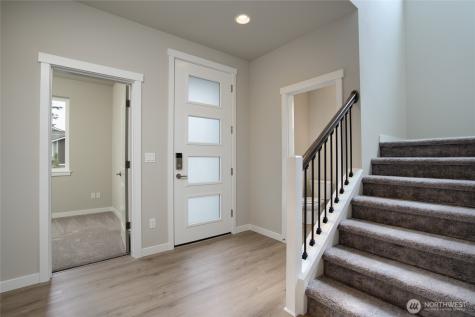 575 SW Fairway Drive Oak Harbor WA 98277