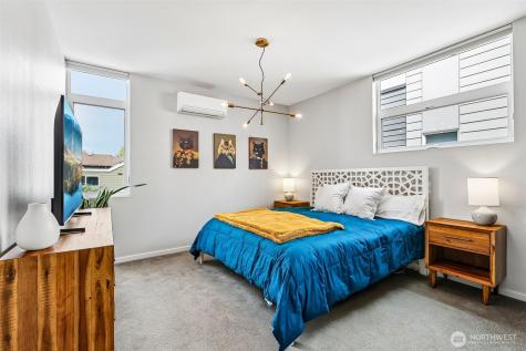 4306 Evanston Avenue N Seattle WA 98103