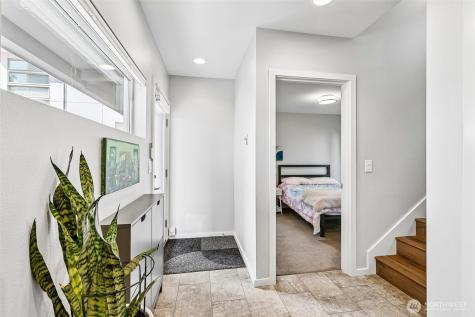 4306 Evanston Avenue N Seattle WA 98103