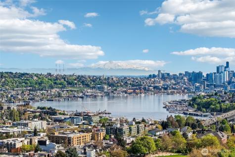 4306 Evanston Avenue N Seattle WA 98103