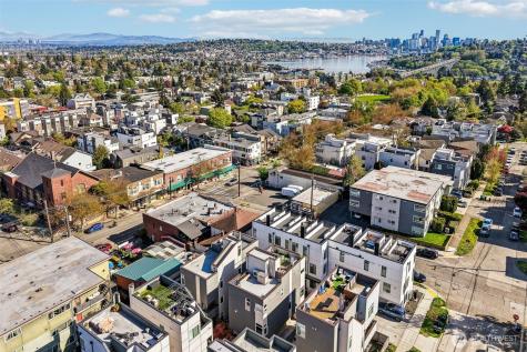 4306 Evanston Avenue N Seattle WA 98103