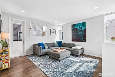 4306 Evanston Avenue N Seattle WA 98103