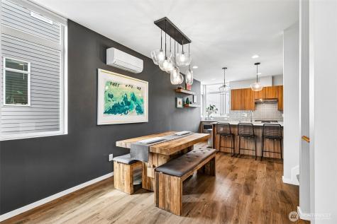 4306 Evanston Avenue N Seattle WA 98103