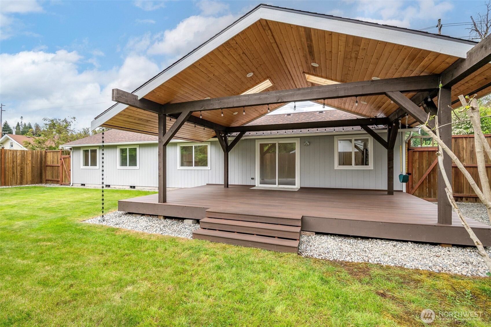 1901 12th Avenue SE Puyallup WA 98372