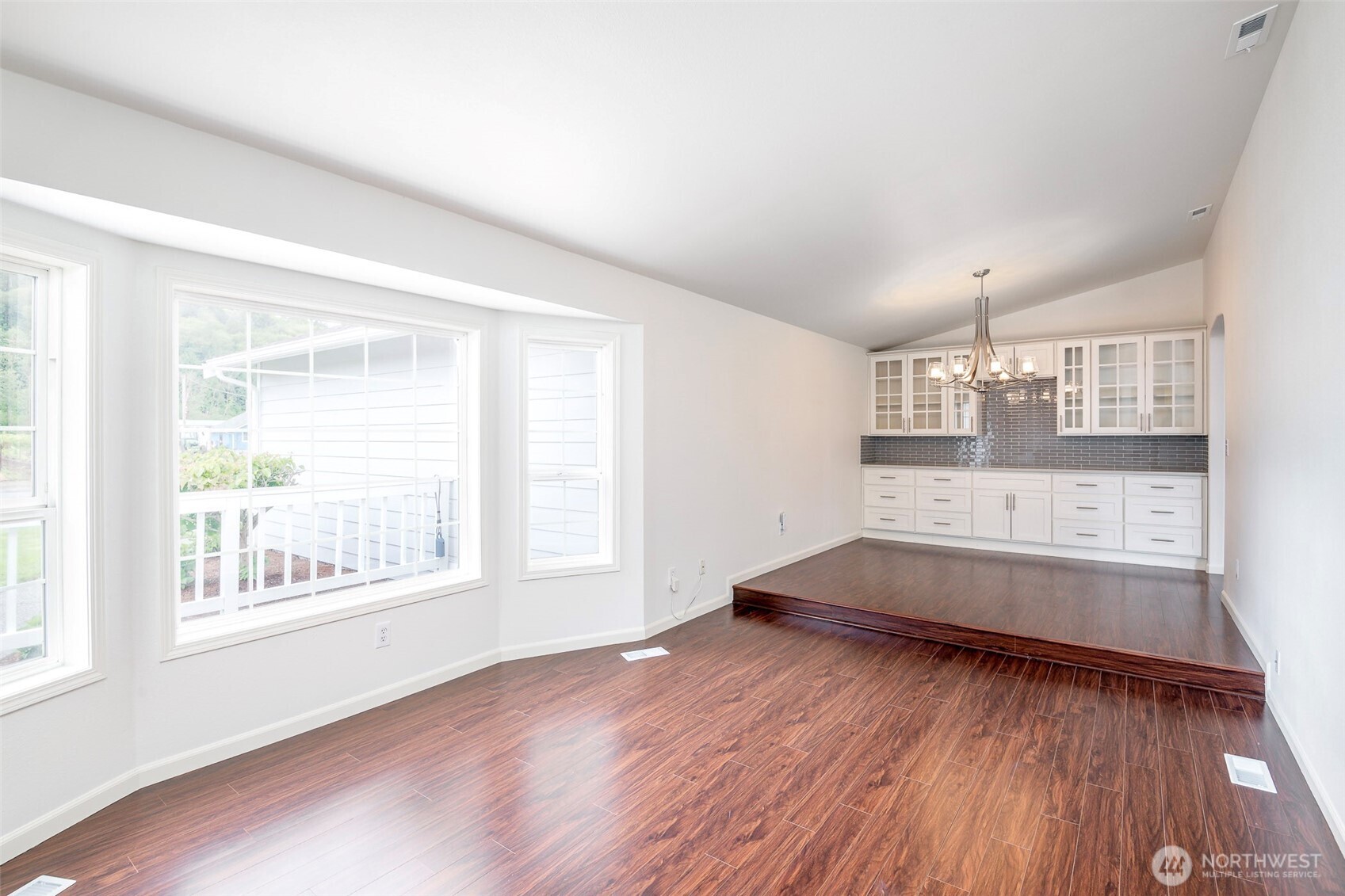 1901 12th Avenue SE Puyallup WA 98372