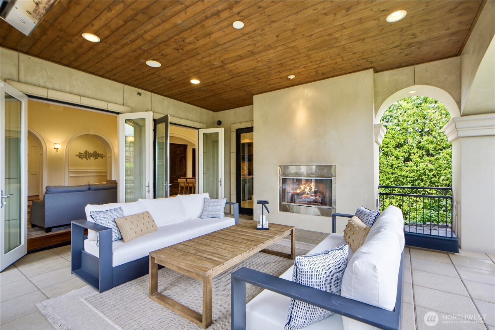 4616 95th Avenue NE Yarrow Point WA 98004