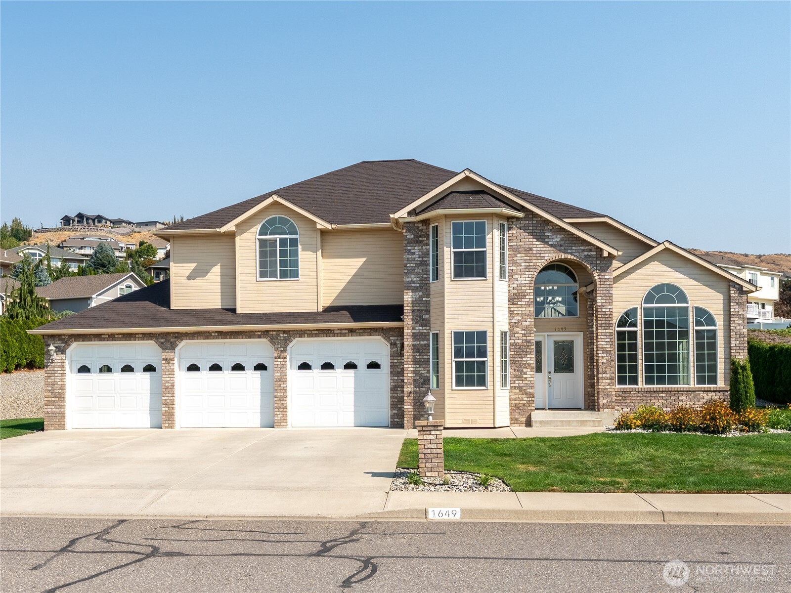 1649 Huntwood Lane East Wenatchee WA 98802