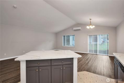 17643 Loop Lane SE Yelm WA 98597