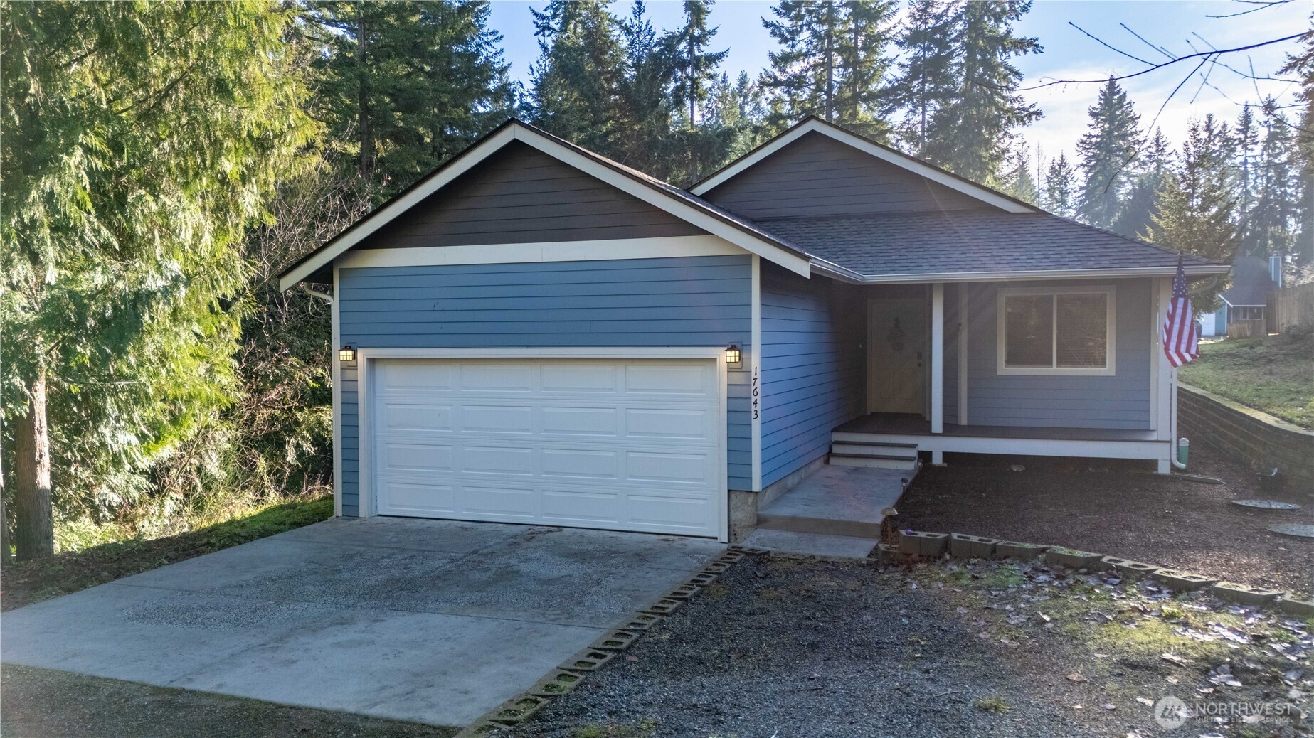 17643 Loop Lane SE Yelm WA 98597