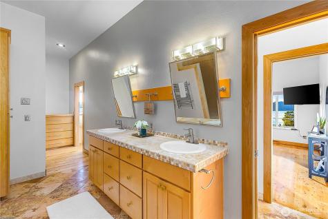 3643 Beach Drive E Port Orchard WA 98366