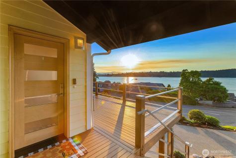 3643 Beach Drive E Port Orchard WA 98366