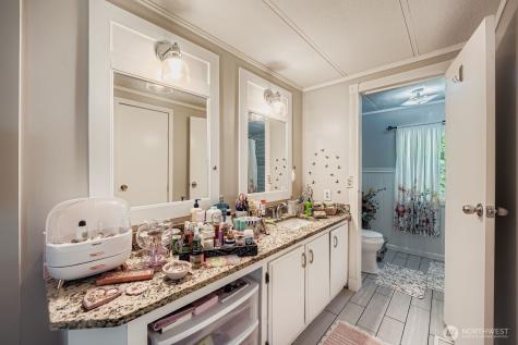 2431 S 371st Street Federal Way WA 98003