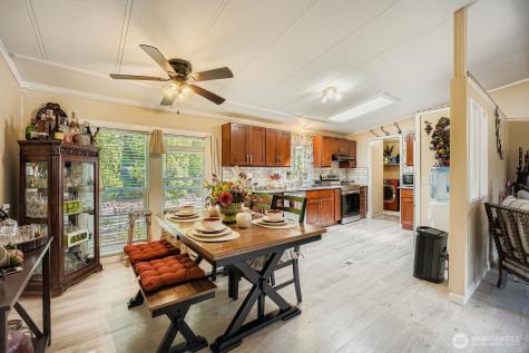 2431 S 371st Street Federal Way WA 98003