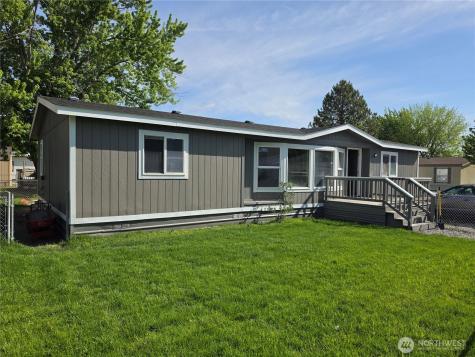 6750 Desert View Drive West Richland WA 99353