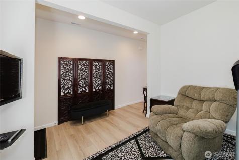 10377 Chimes Place NW Bremerton WA 98311