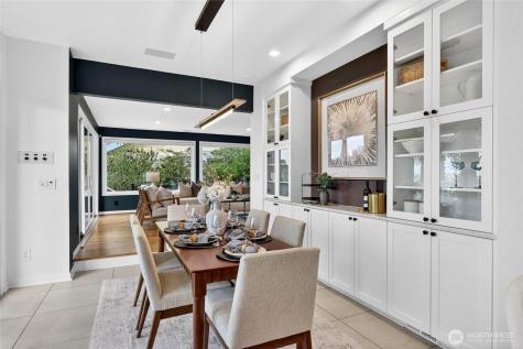 4057 SW Holgate Street Seattle WA 98116