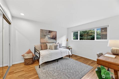 4057 SW Holgate Street Seattle WA 98116