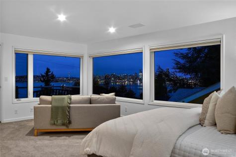 4057 SW Holgate Street Seattle WA 98116