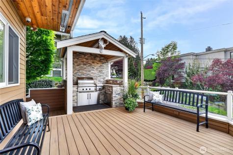 4057 SW Holgate Street Seattle WA 98116