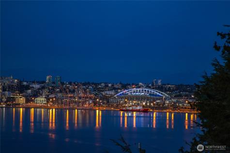 4057 SW Holgate Street Seattle WA 98116